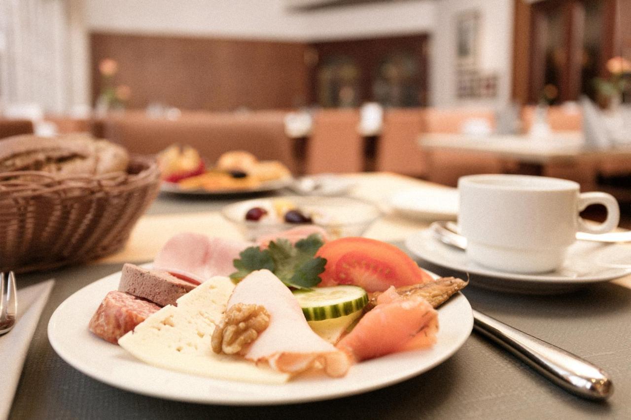 Hotel Deutsches Haus Gifhorn Ngoại thất bức ảnh